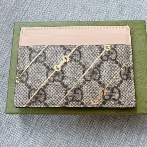 GUCCI. GG Supreme Coated Canvas Leather Horsebit Card Holder. - Picture 13 of 16